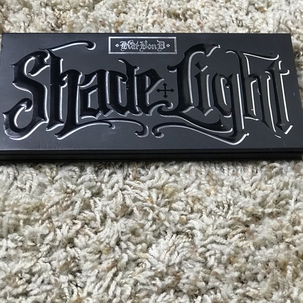 Kat Von D Shade and Light Contour Palette